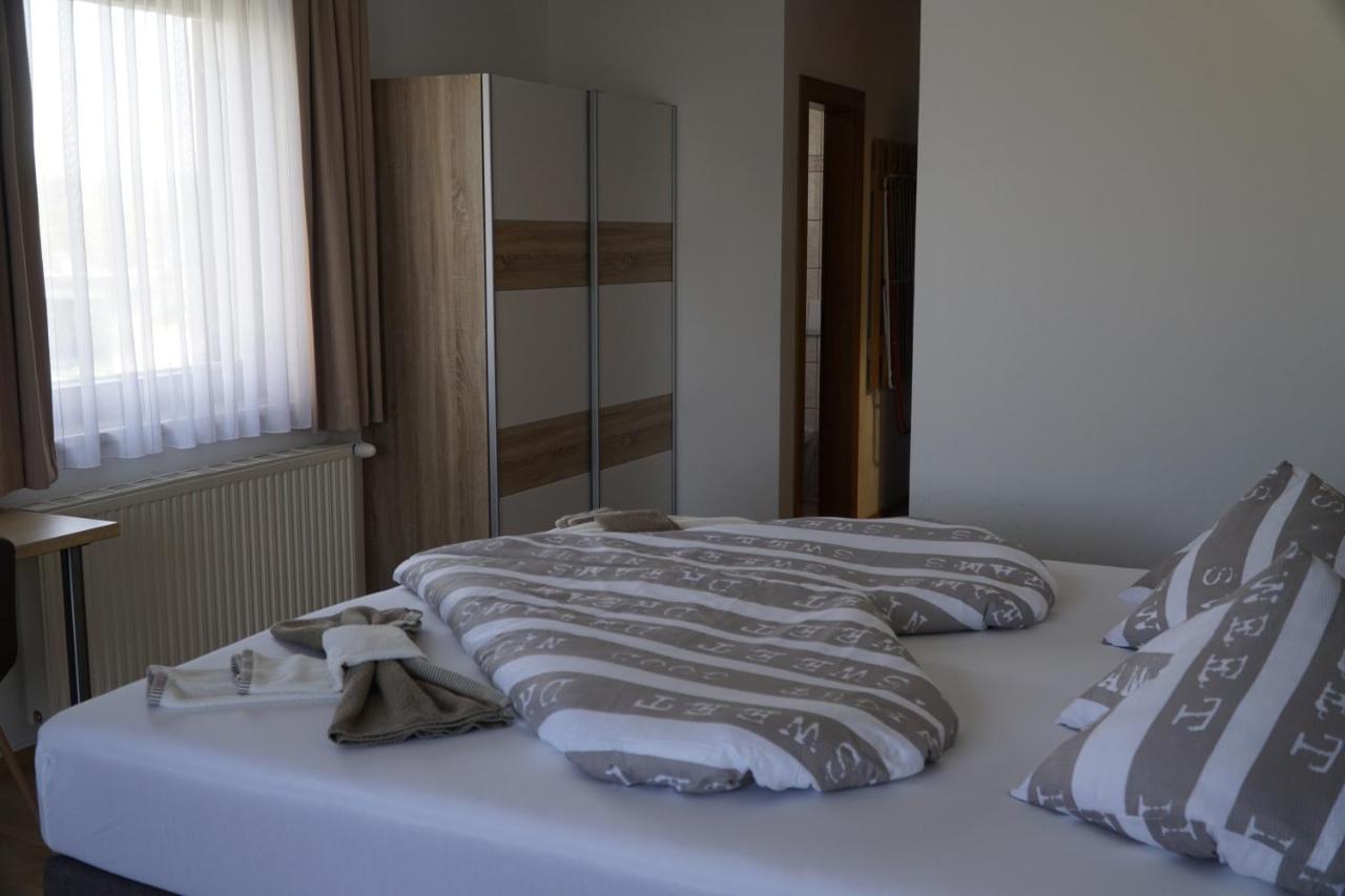 Pension-Ferienwohnung Rotar Faak am See Exterior foto