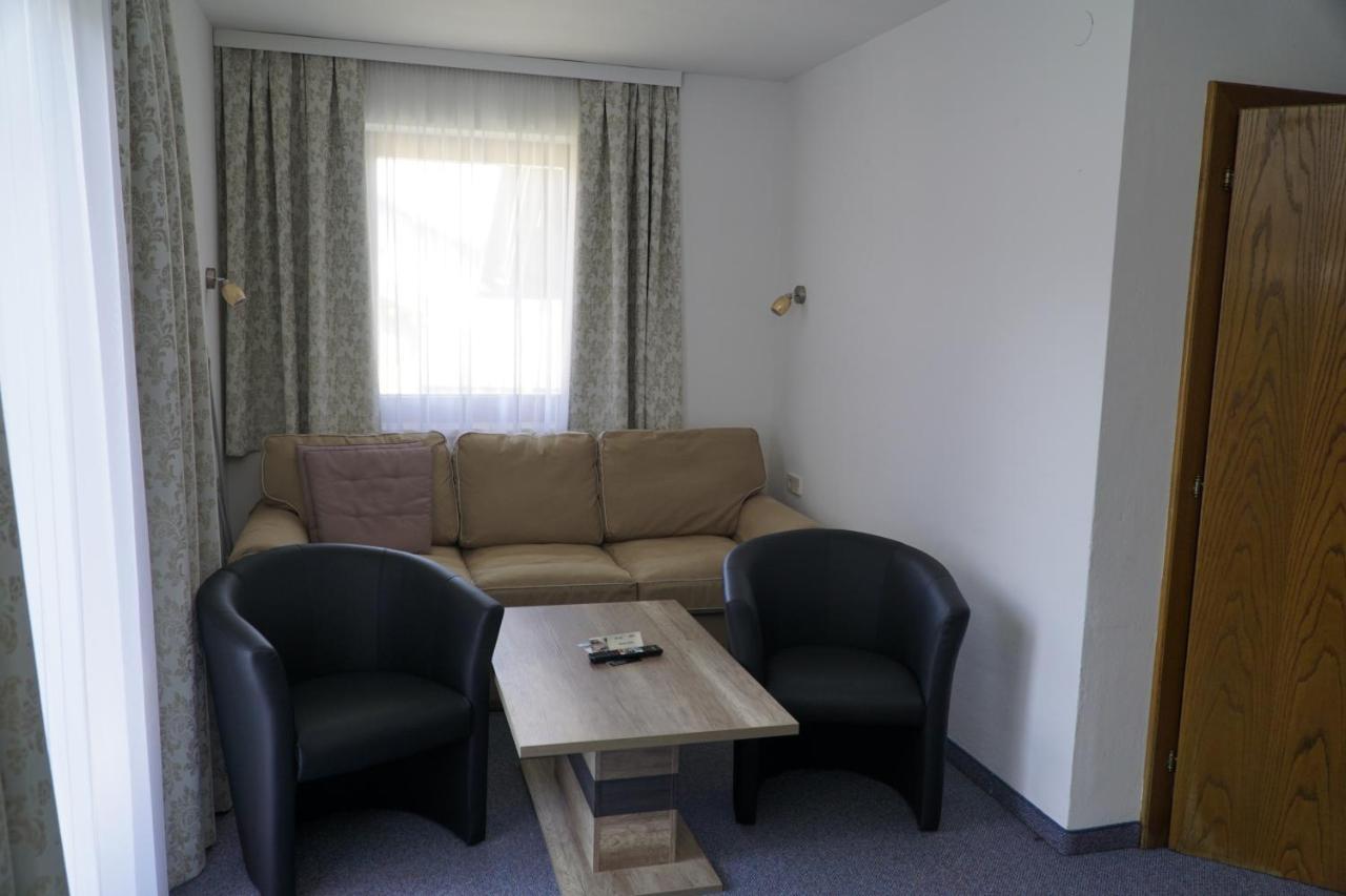 Pension-Ferienwohnung Rotar Faak am See Exterior foto